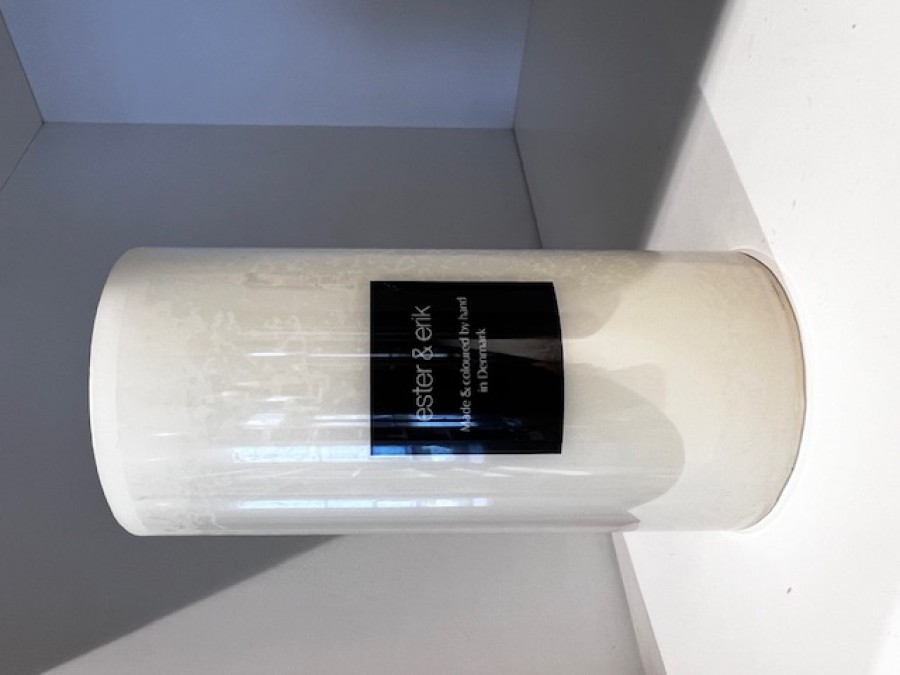 Ester&Erik bekvapė šampaninė cilindrinė 7 x 15 cm žvakė (1 vnt)